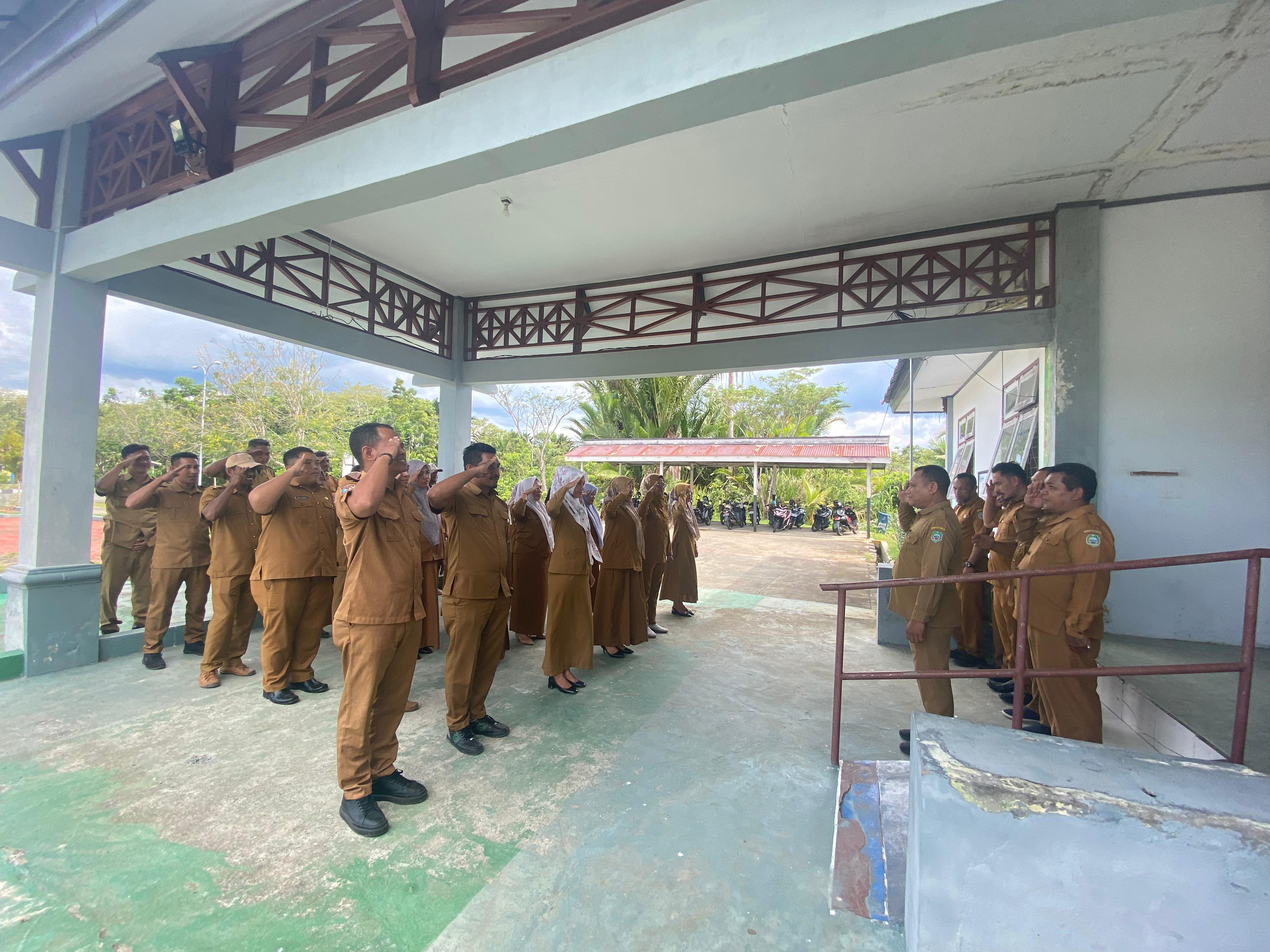 Dinas Kesehatan Haltim Tegakkan Disiplin ASN melalui Apel Pagi dan Apel Siang