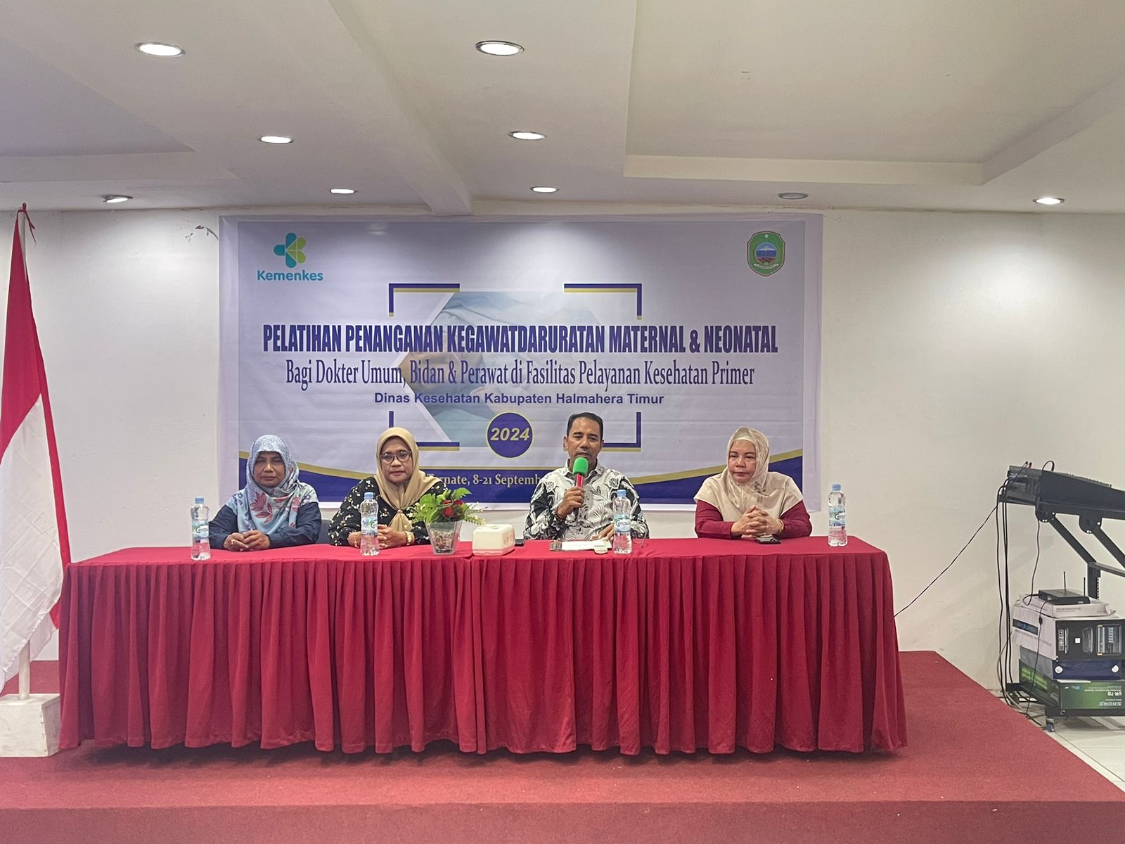 UPAYA PENINGKATAN MUTU PELAYANAN, DINKES HALTIM MENGGELAR PELATIHAN KEGAWATDARURATAN MATERNAL DAN NEONATAL BAGI DOKTER, PERAWAT DAN BIDAN